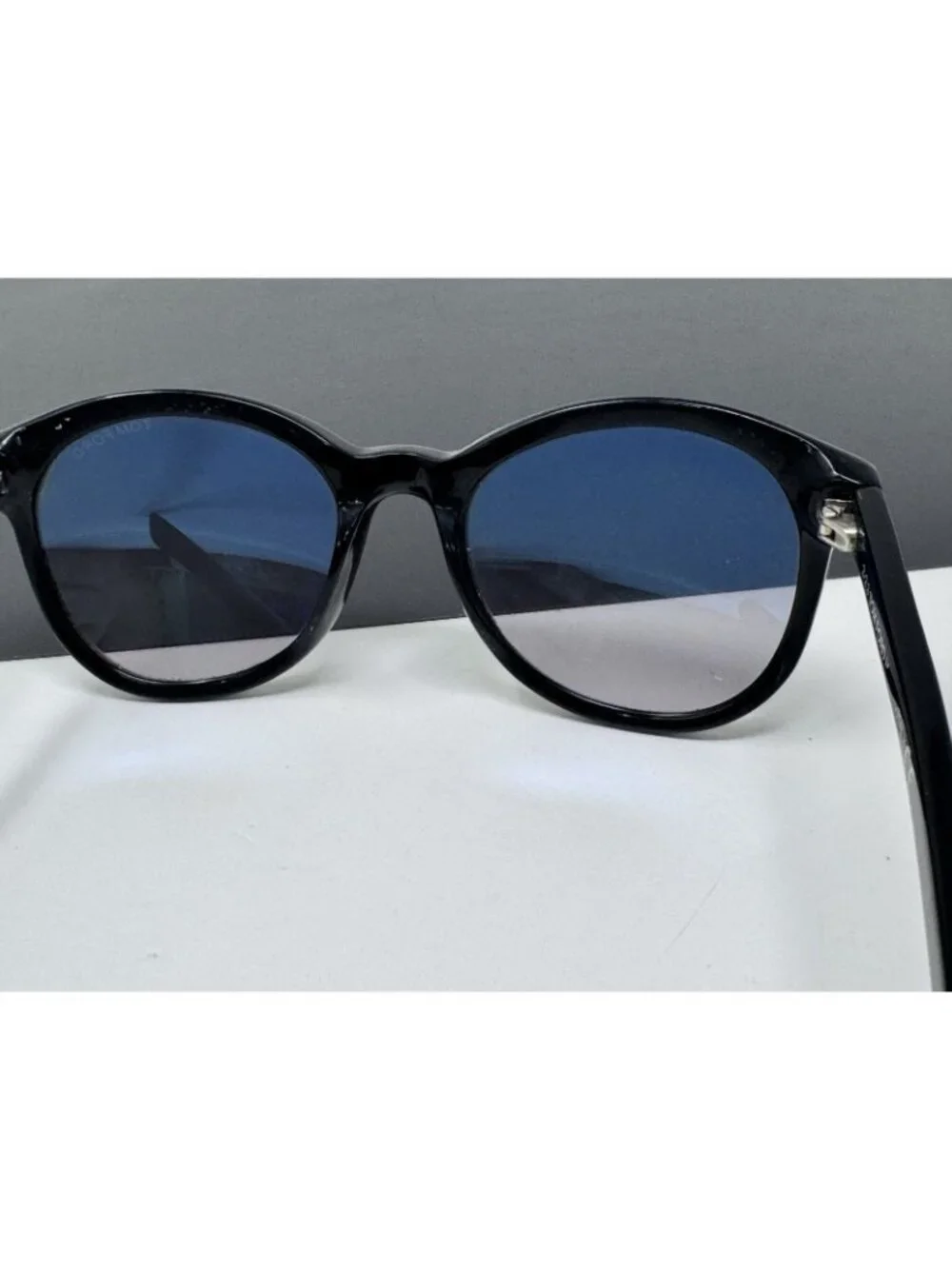 Tom Ford Riley TF 298 / FT0298 51mm Black Sunglasses Scratches On Lenses
